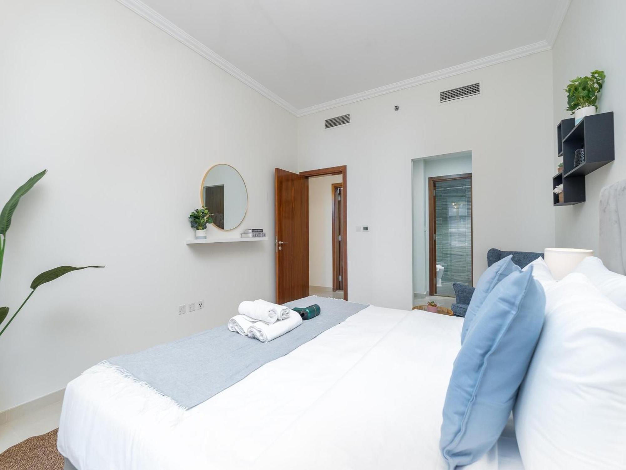 Luxe Apartments Near Dubai Mall Burj Khalifa Pool Gym Parking Экстерьер фото