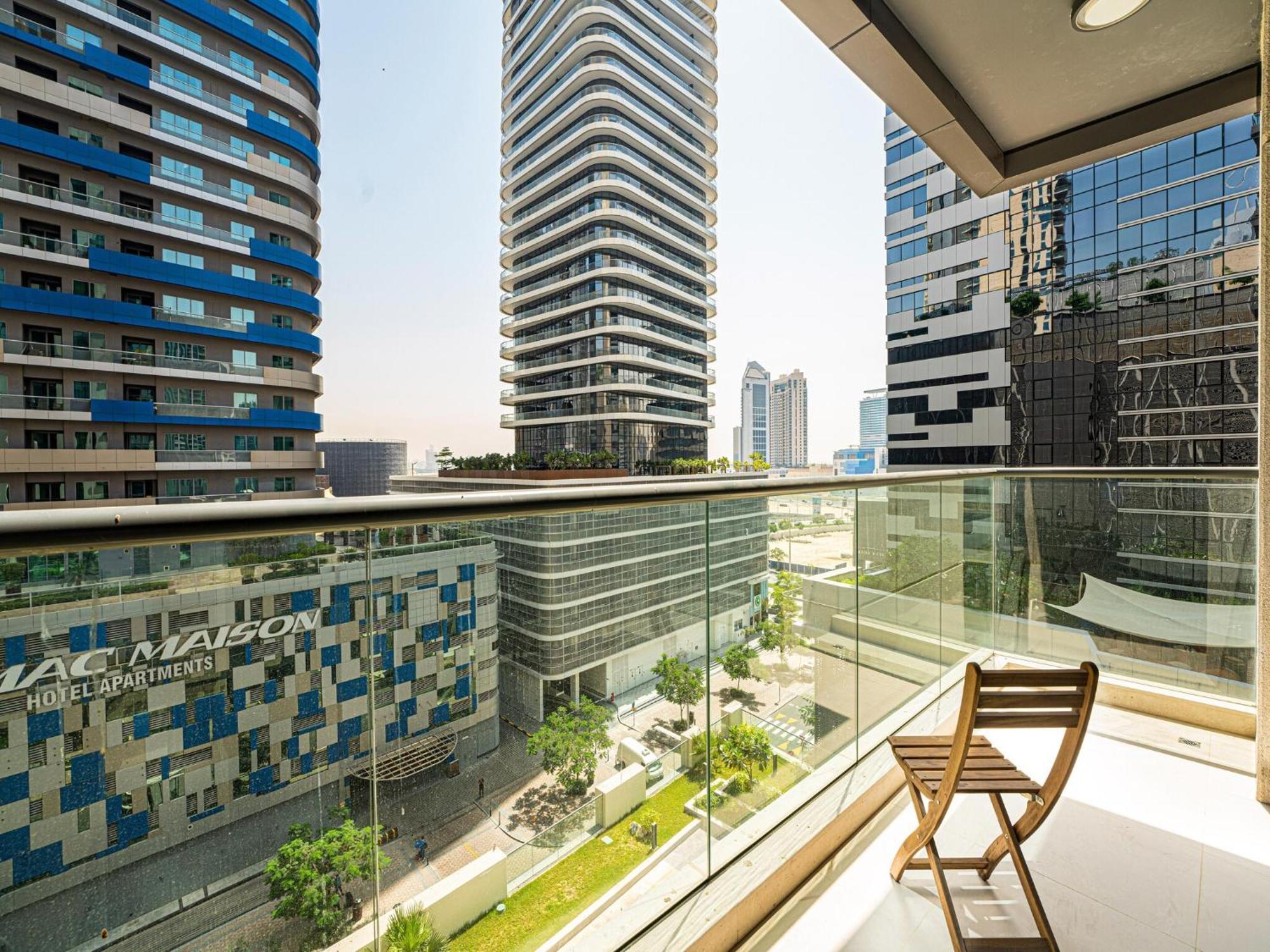 Luxe Apartments Near Dubai Mall Burj Khalifa Pool Gym Parking Экстерьер фото